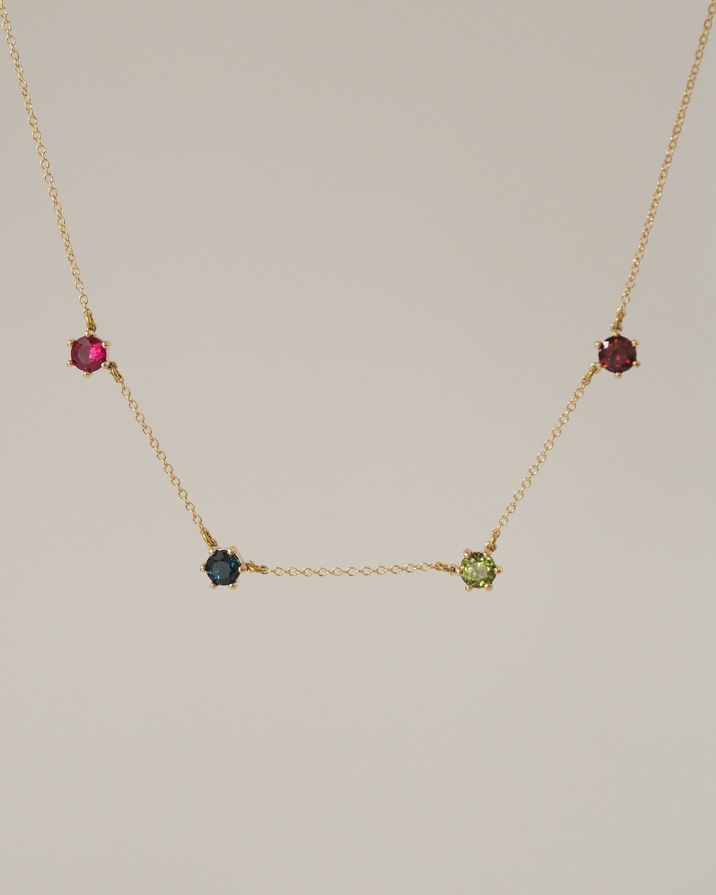 Nur Plus Necklace - Solid Gold