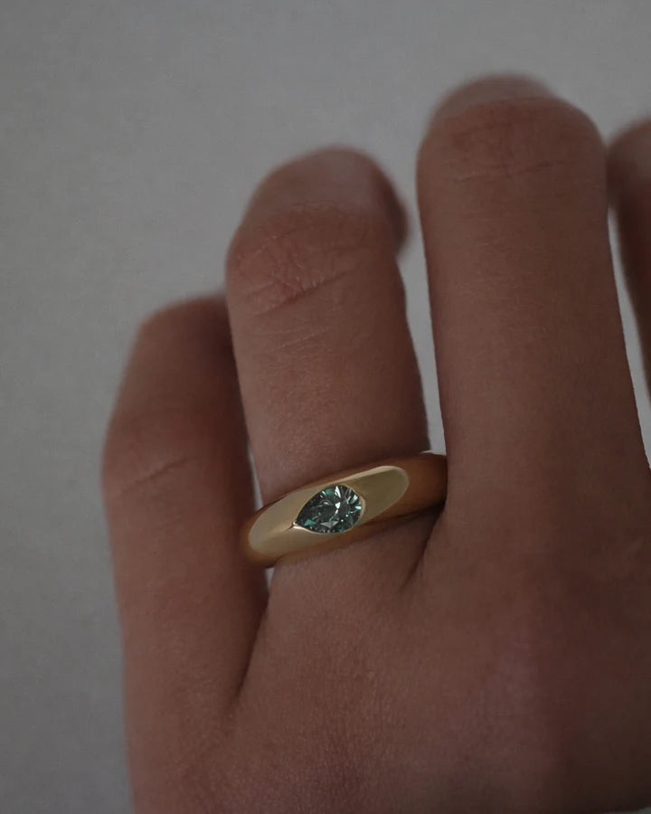 Carolyn Ring - Green Sapphire