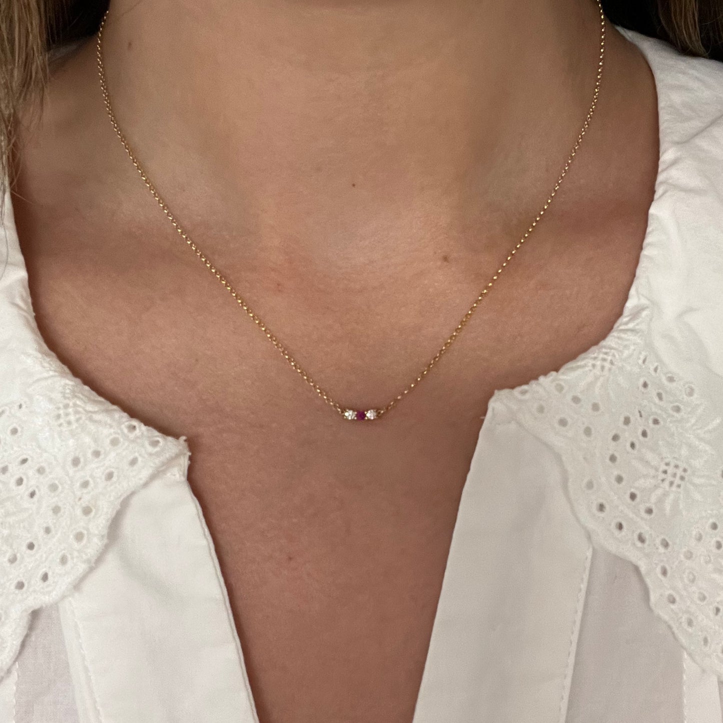 Curve Necklace
