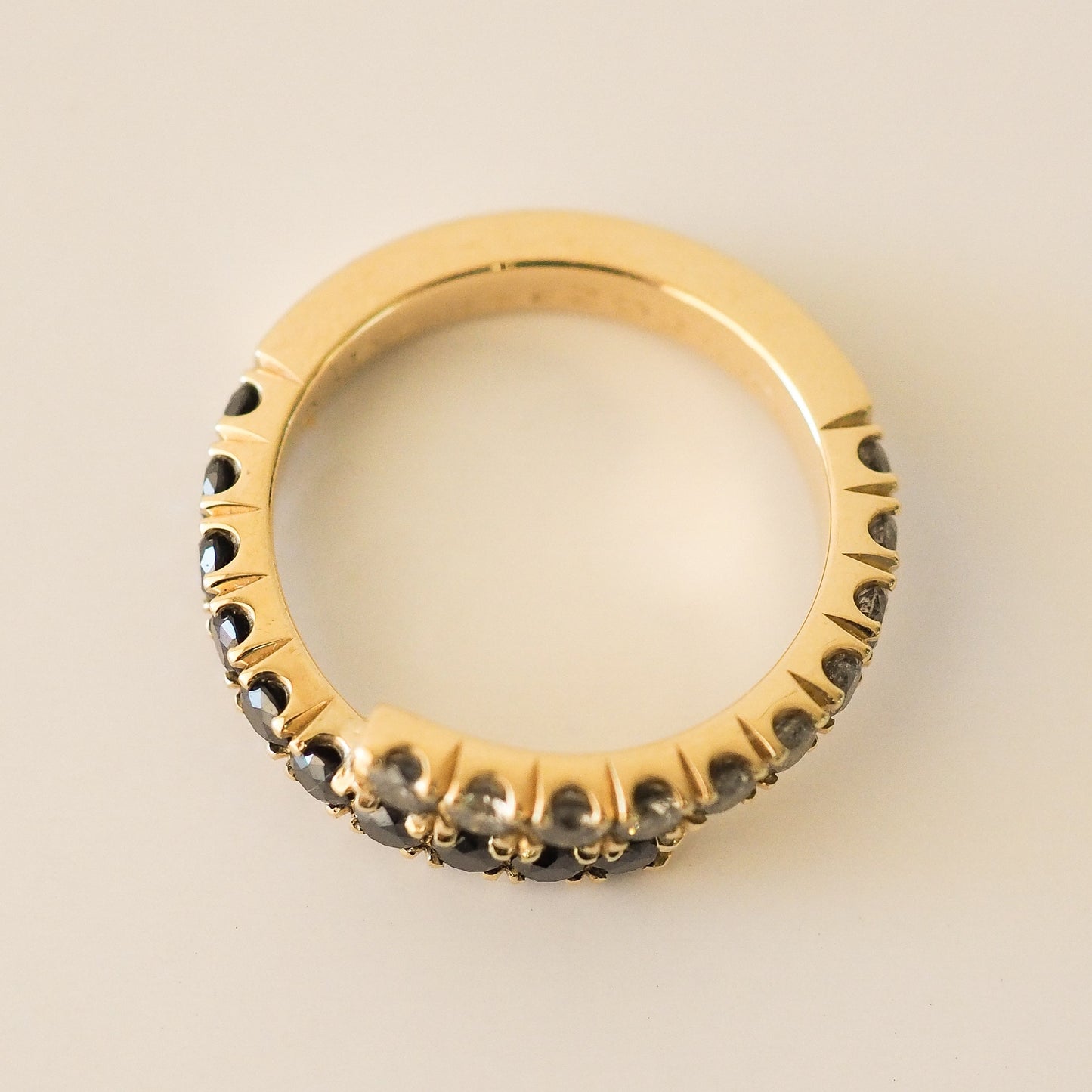 Zaida pinky Ring - Black, Salt & Pepper