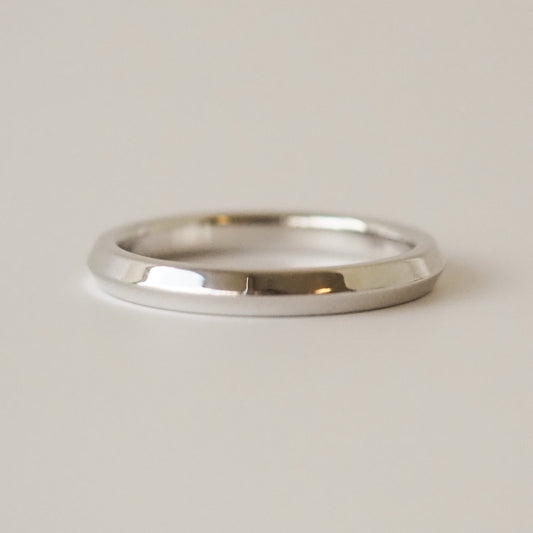 Knife Edge Ring