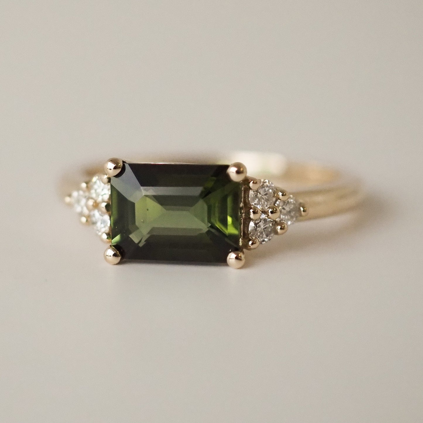 Iveth Ring