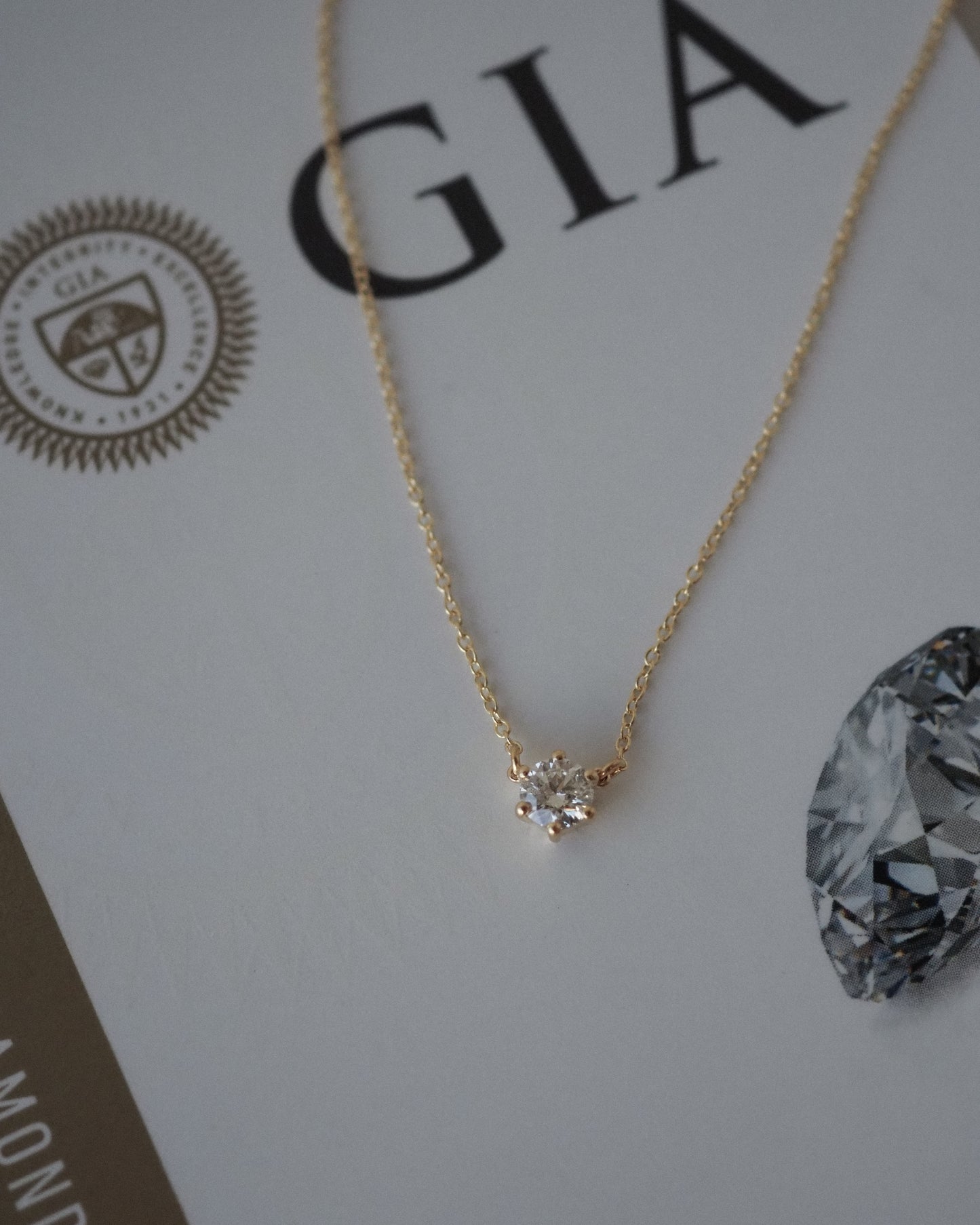 Diamond Nur Necklace - Ready to go