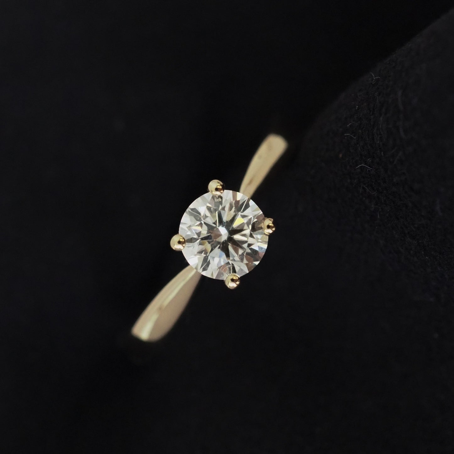 0.60ct GIA Brilliant Diamond Solitaire