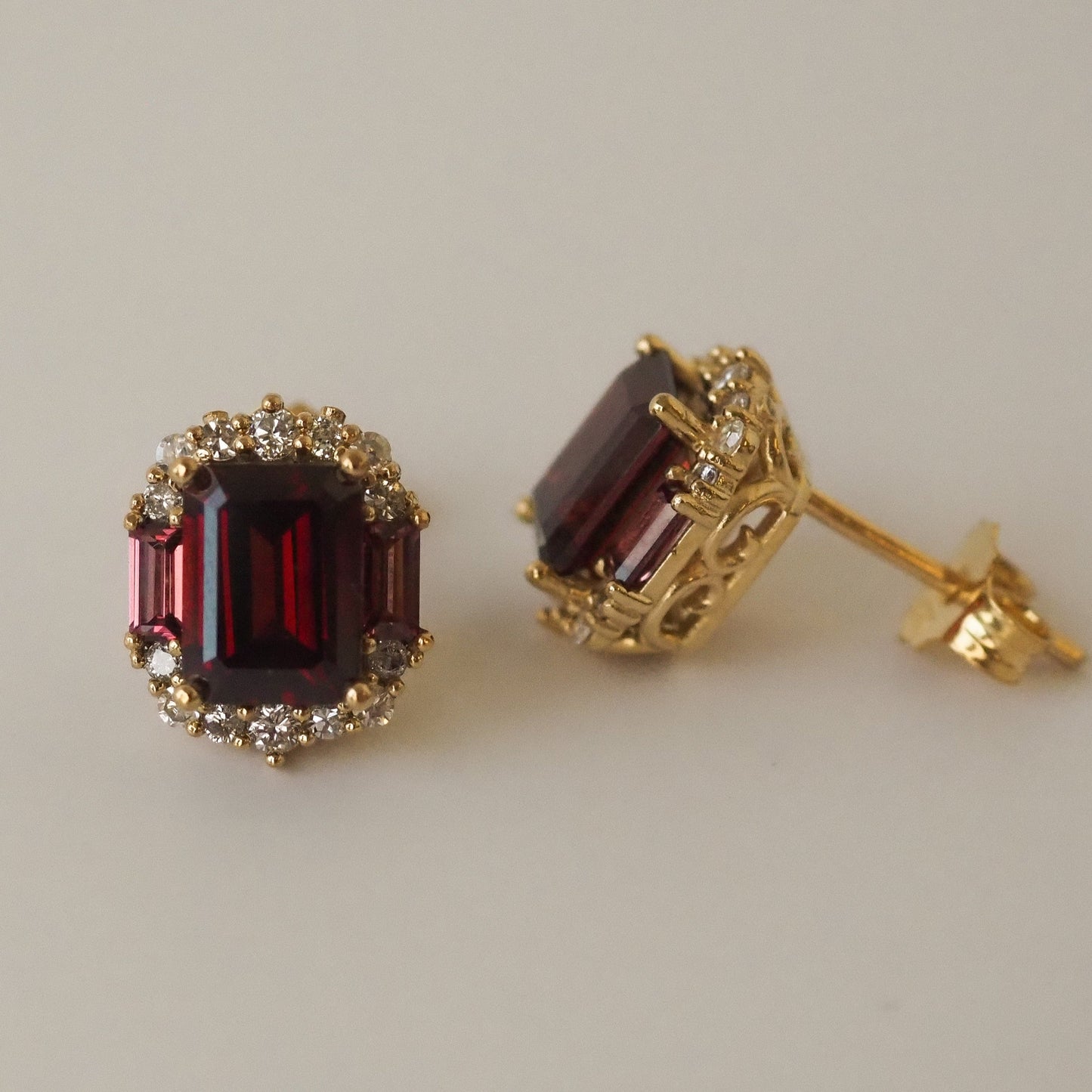 Garnet royal earrings