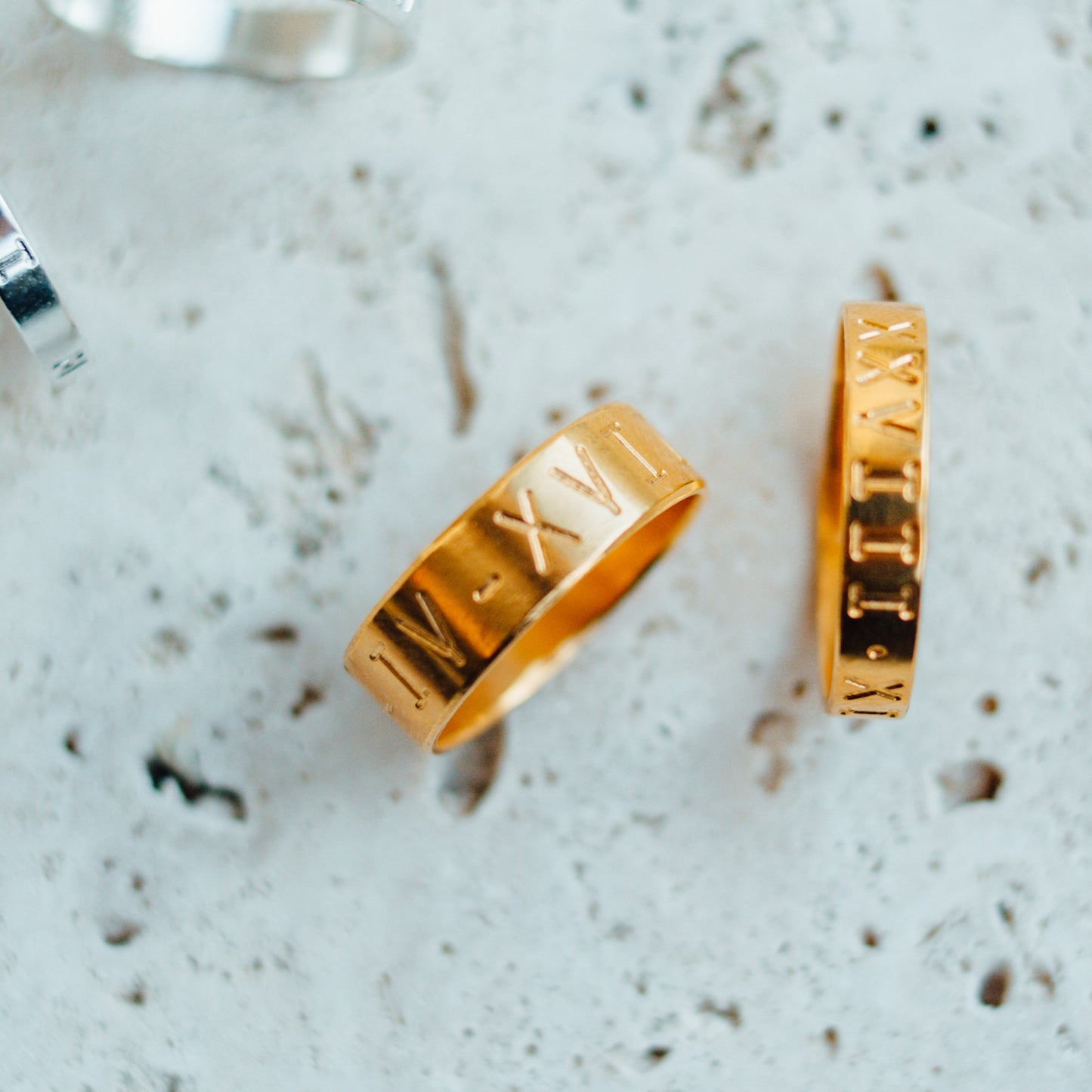 Adela Ring