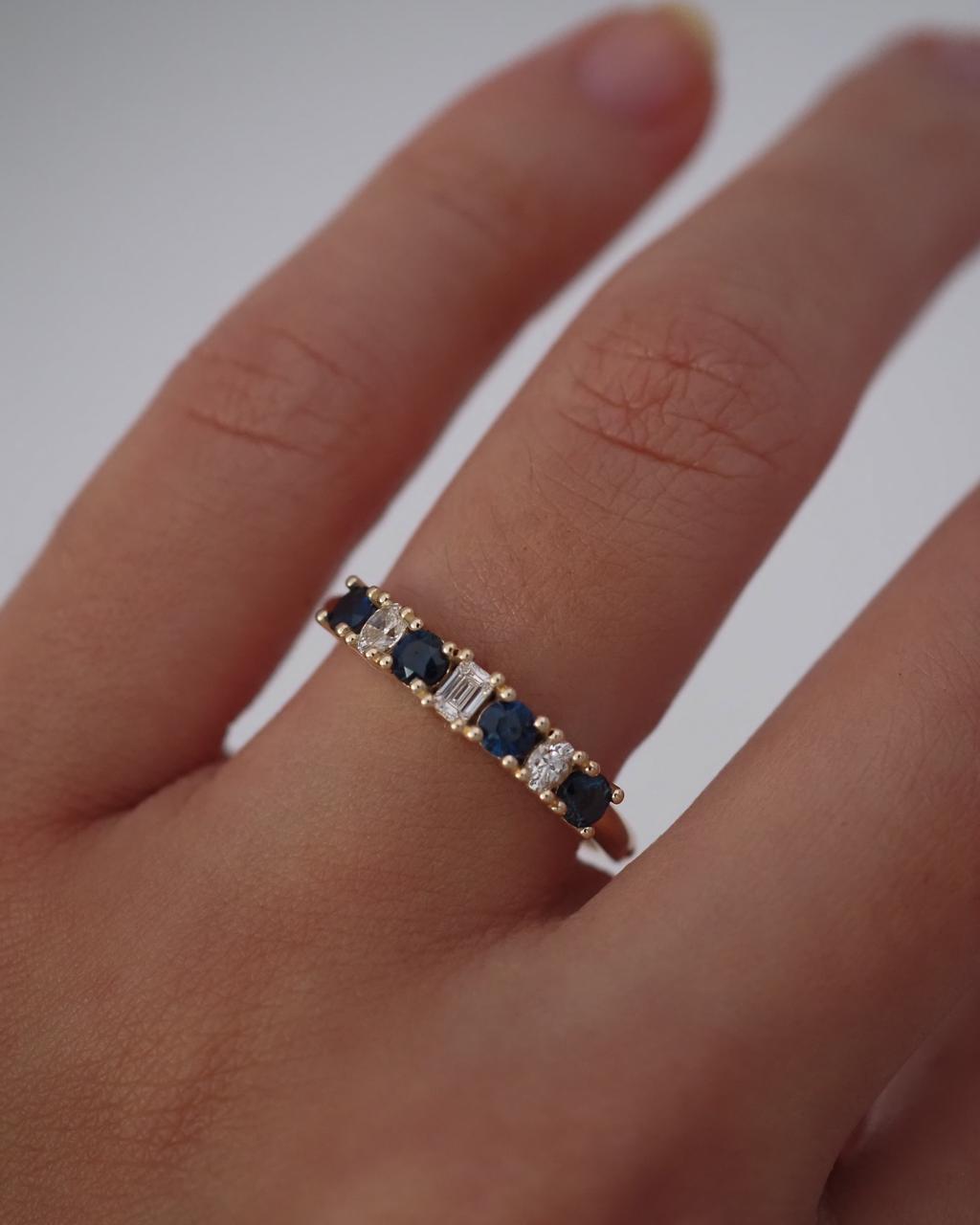 Diamantes y Zafiros Multishape Ring
