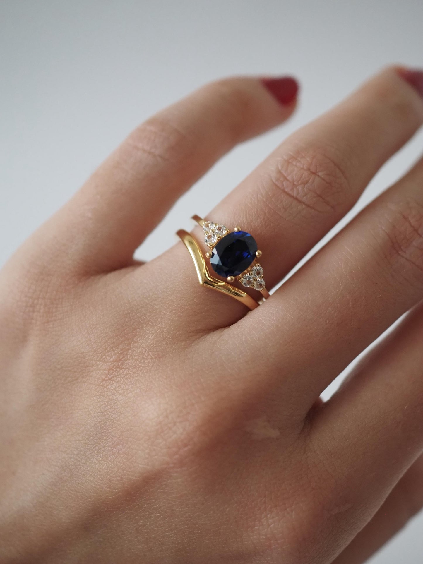 Sapphire and Diamonds Ring