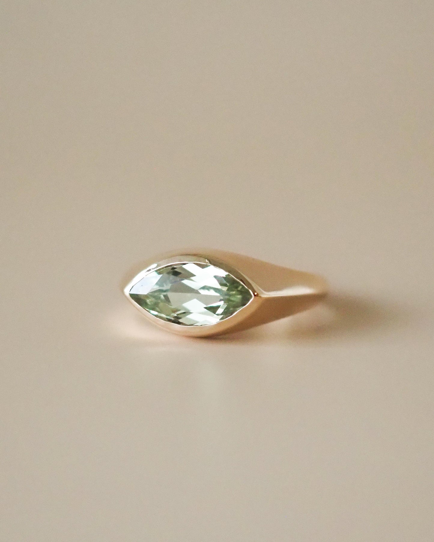 Celine Ring - Green Sapphire