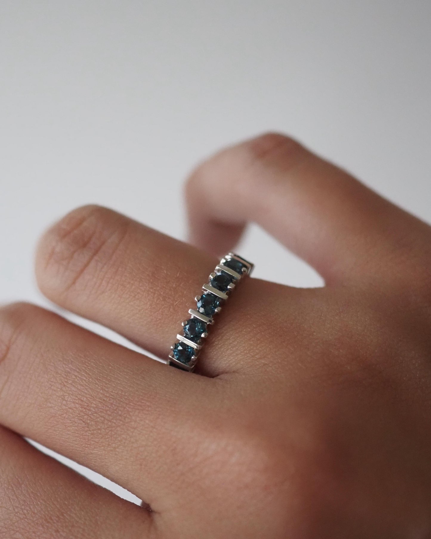 Arabelle Ring blue Topaz