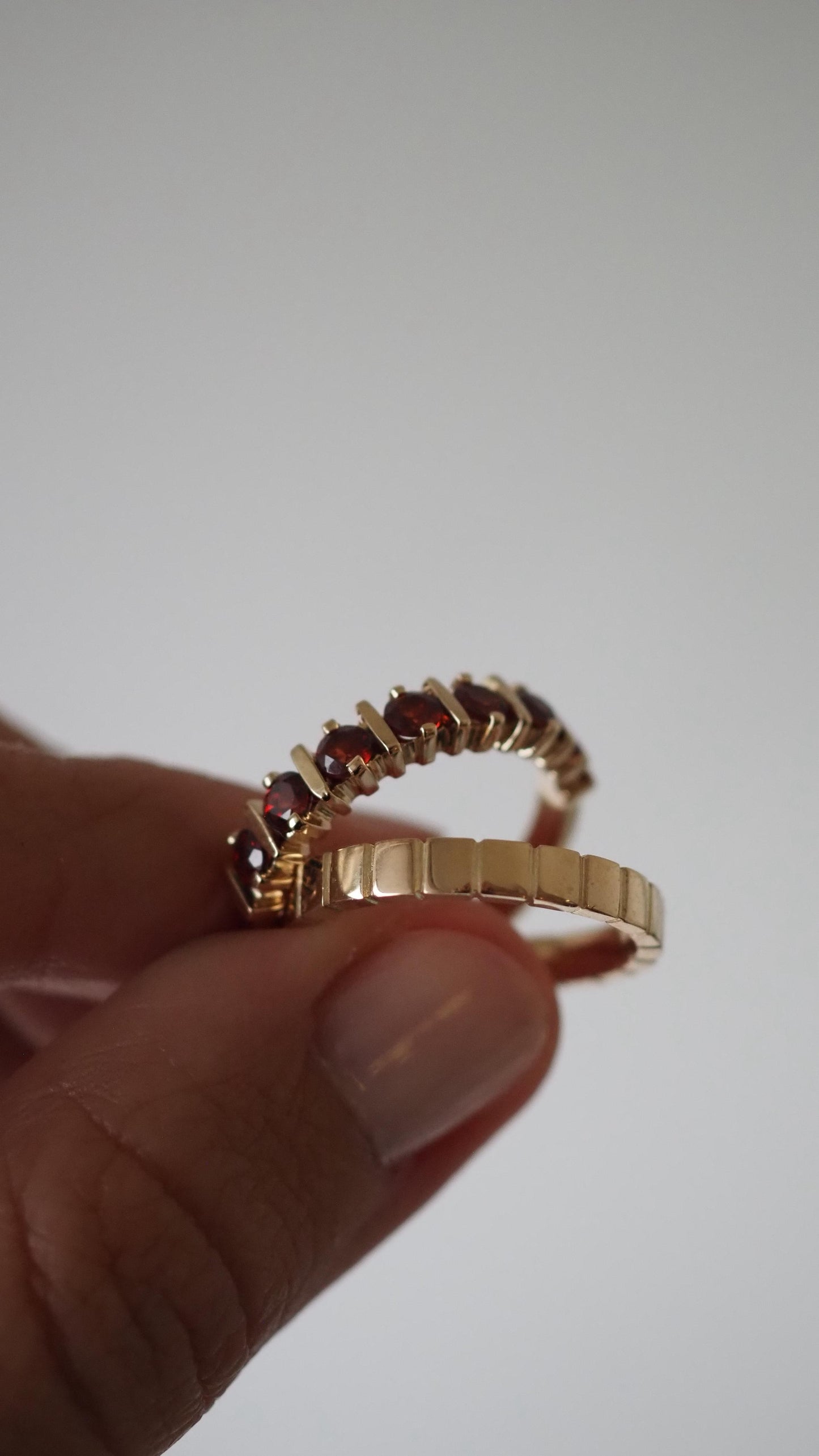 Arabelle Ring Garnets