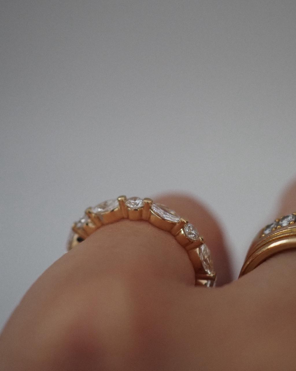Ella Ring