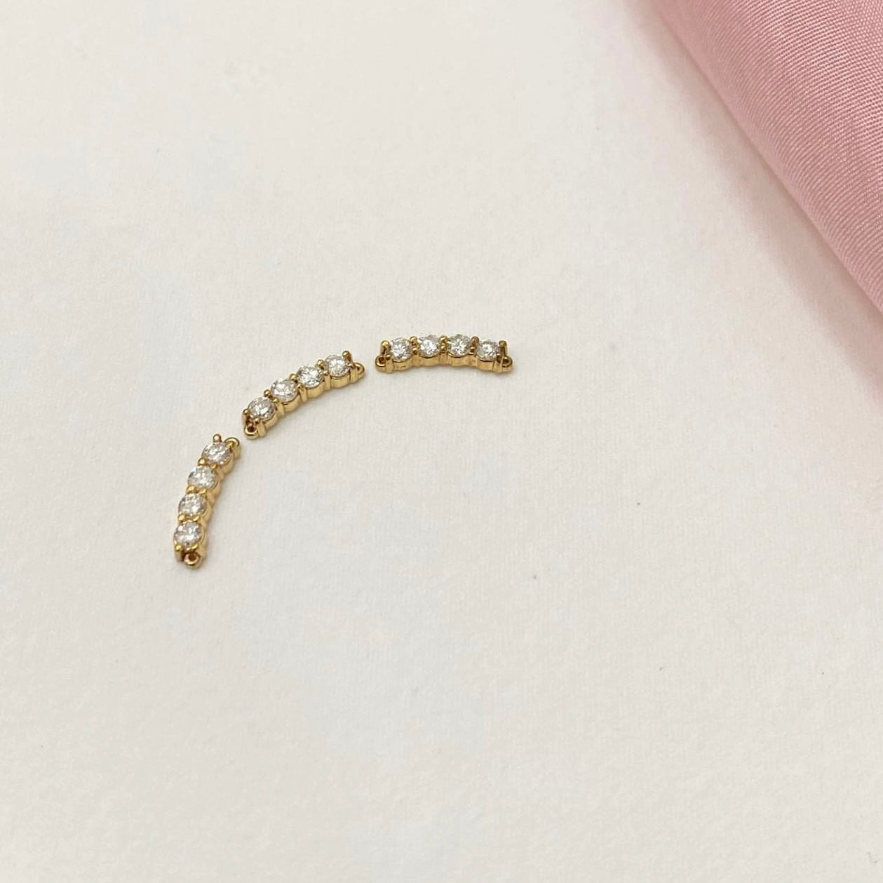 Curve Necklace