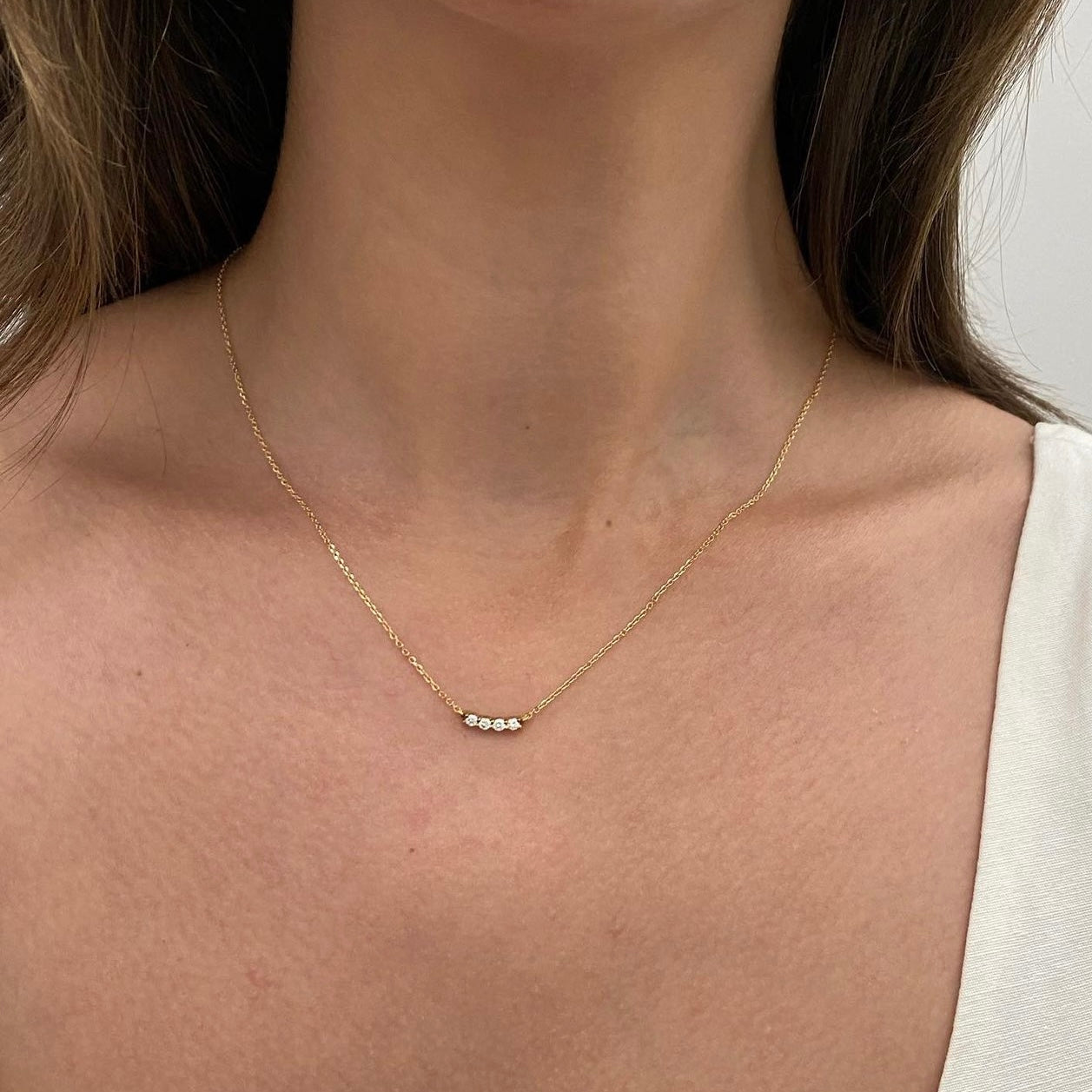 Curve Necklace