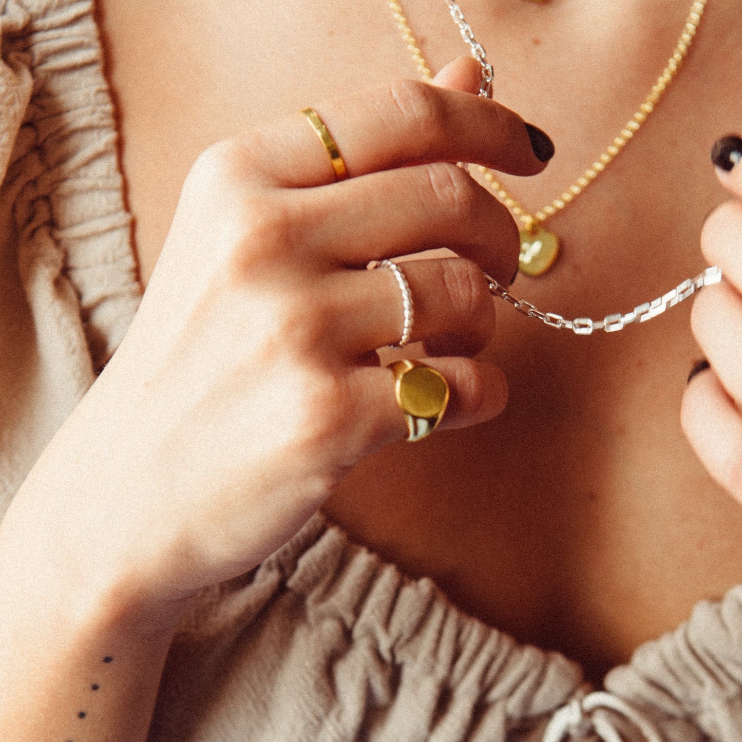 Lena Signet Ring
