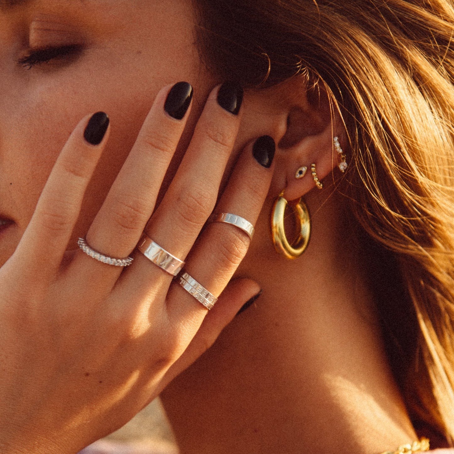 Adela Ring