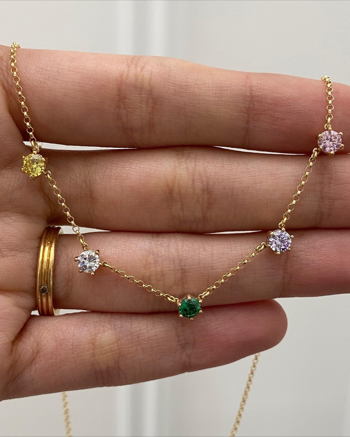 Nur Plus Necklace - Solid Gold