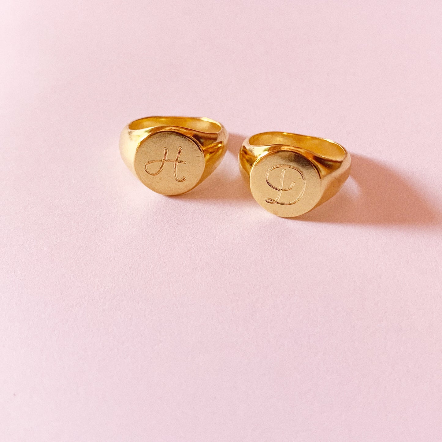 Lena Signet Ring