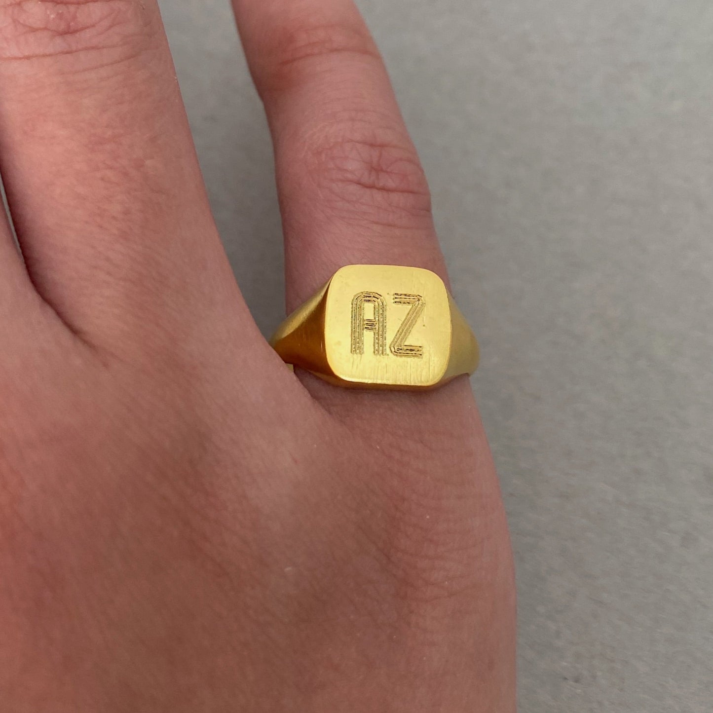 Clara Signet Ring