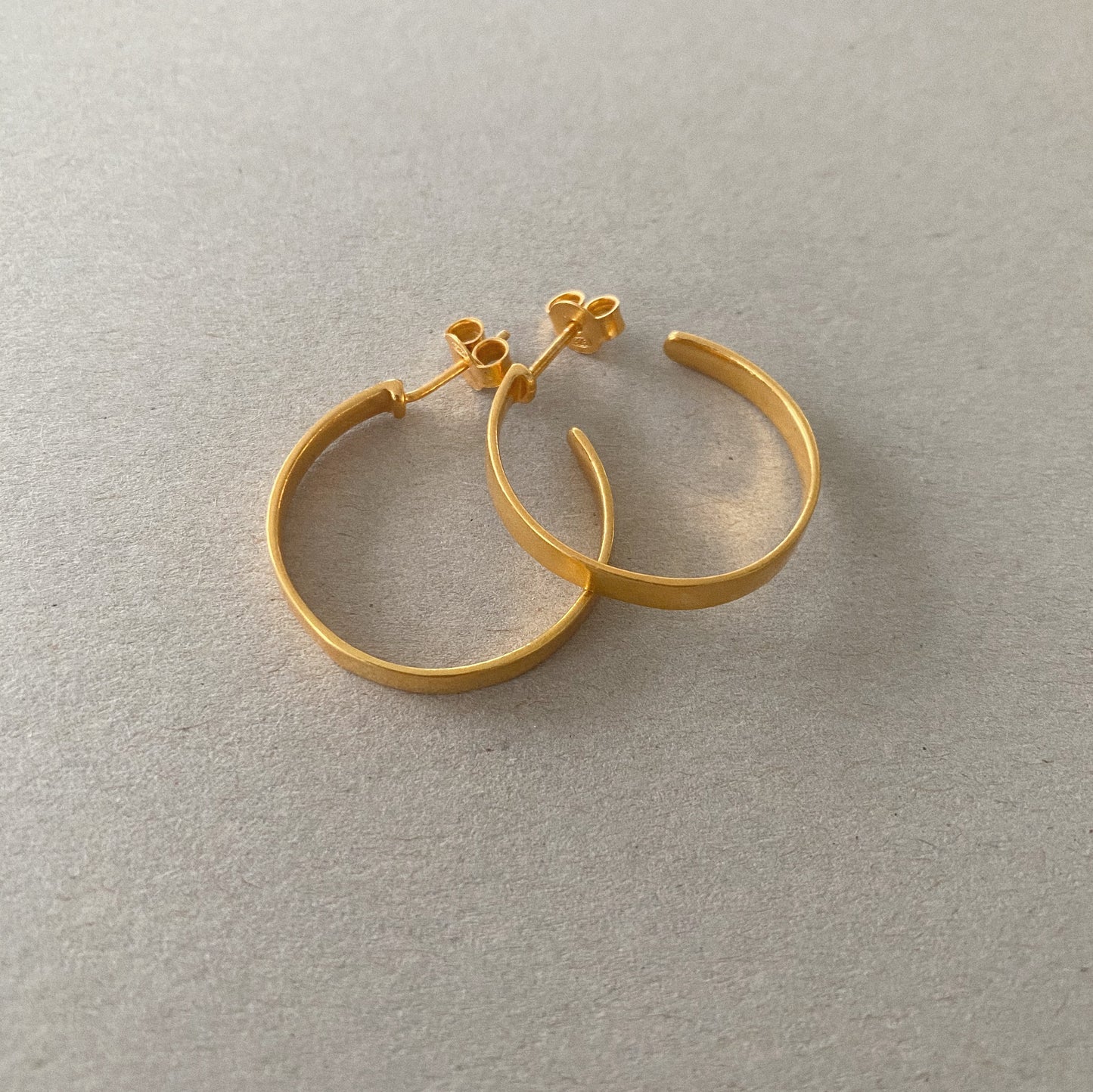 Marina Hoops