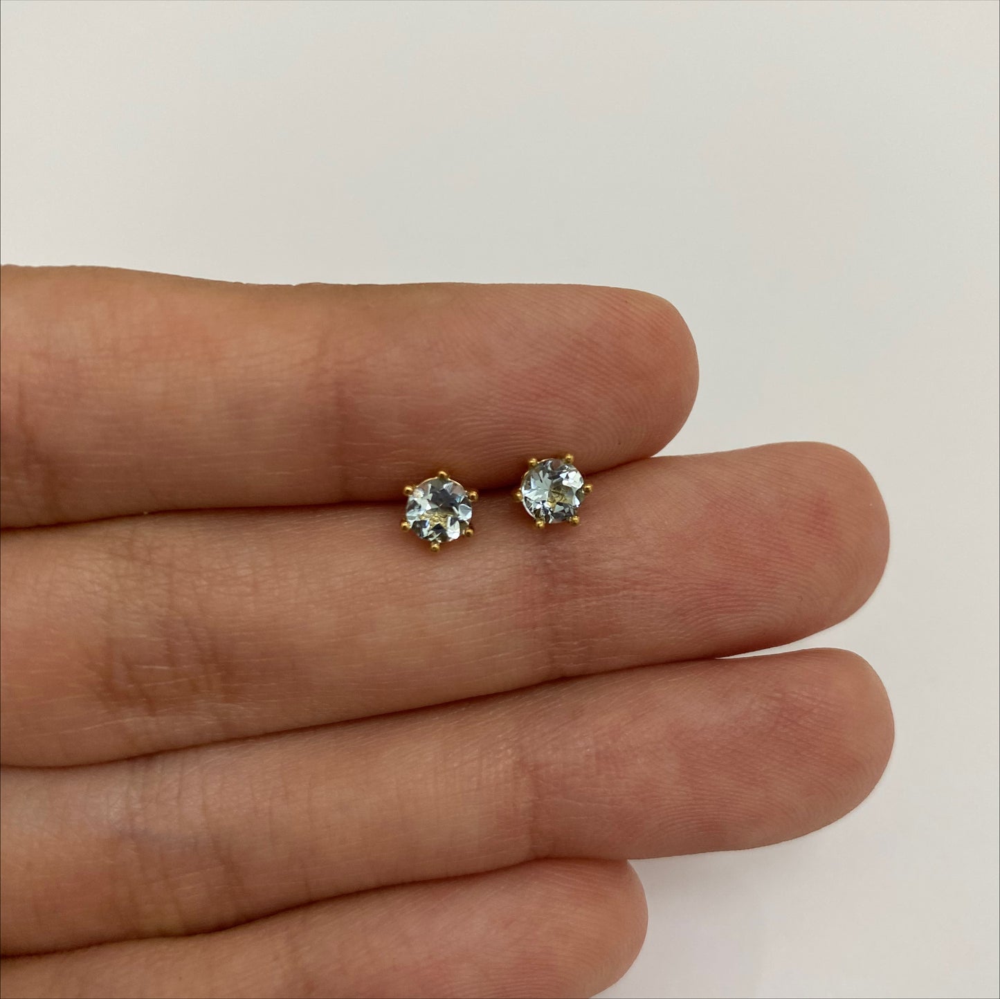 Nur Earrings - Aguamarinas