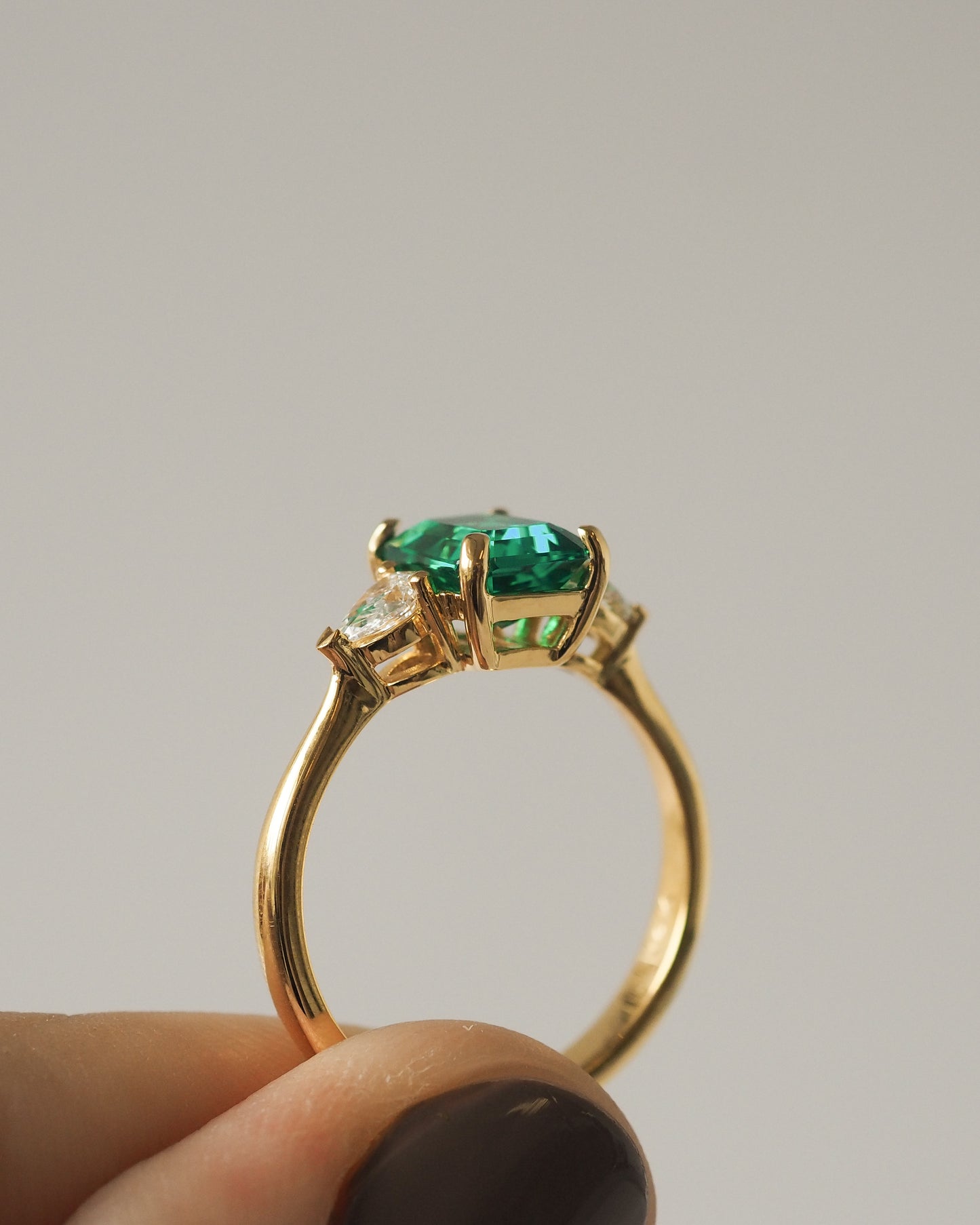 Emerald & Diamonds