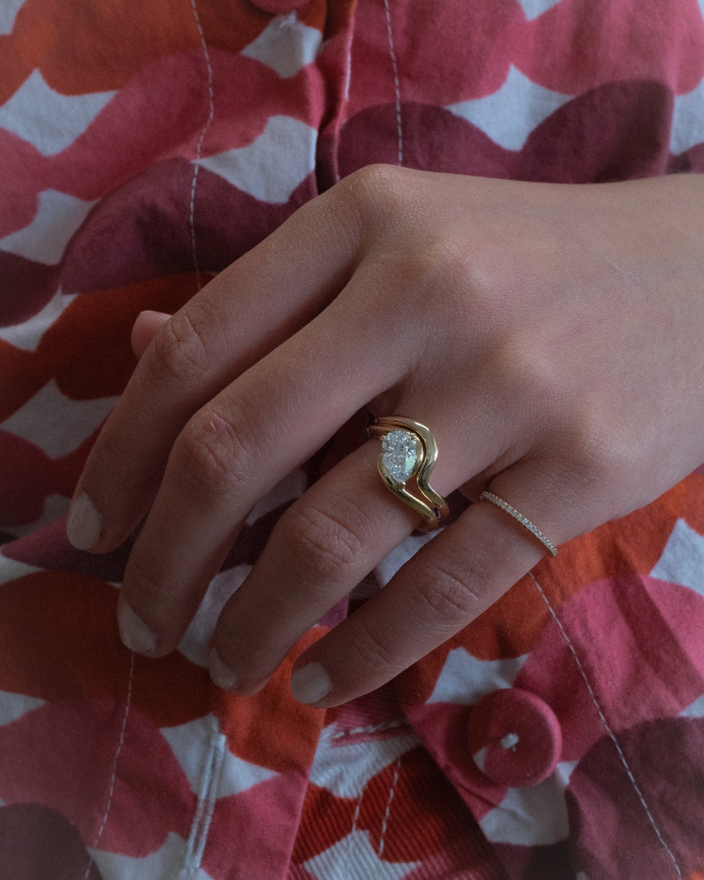 Ava Ring