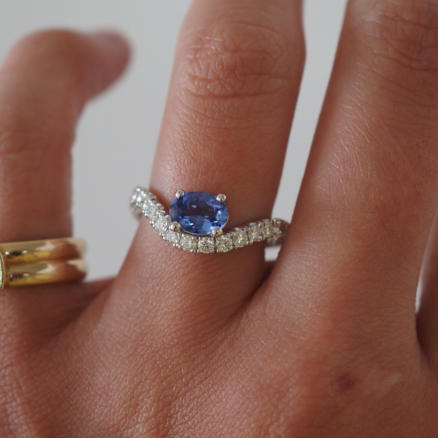 Wavy Tanzanite ring