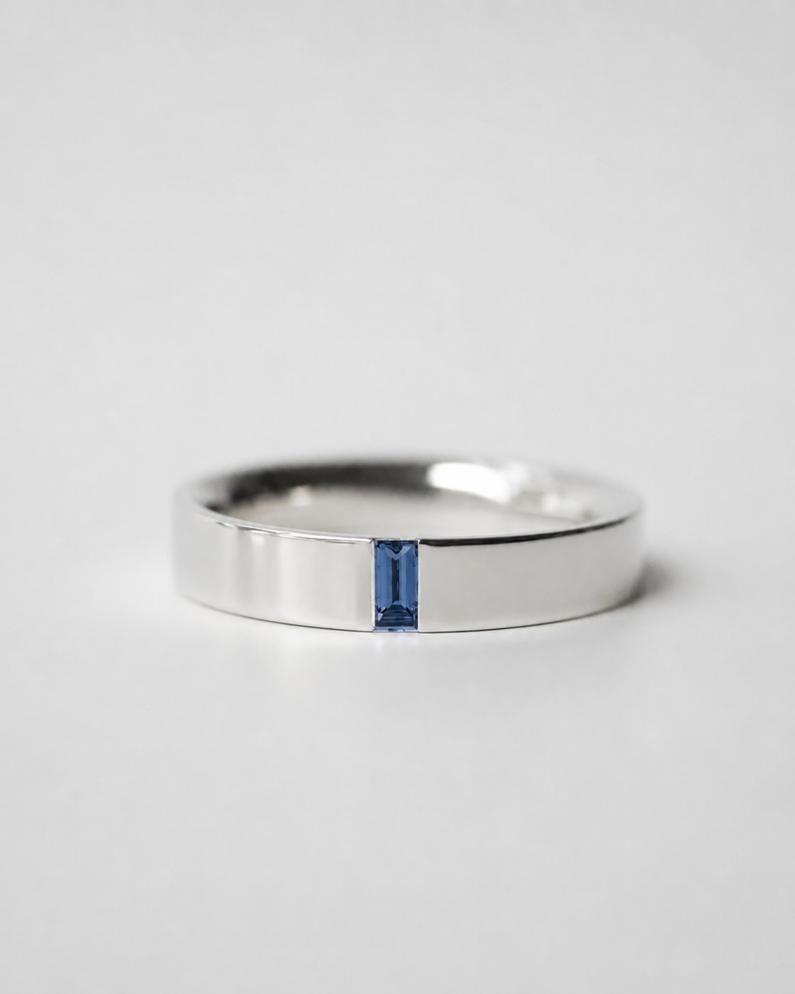Band 01 - Flush Gemstone