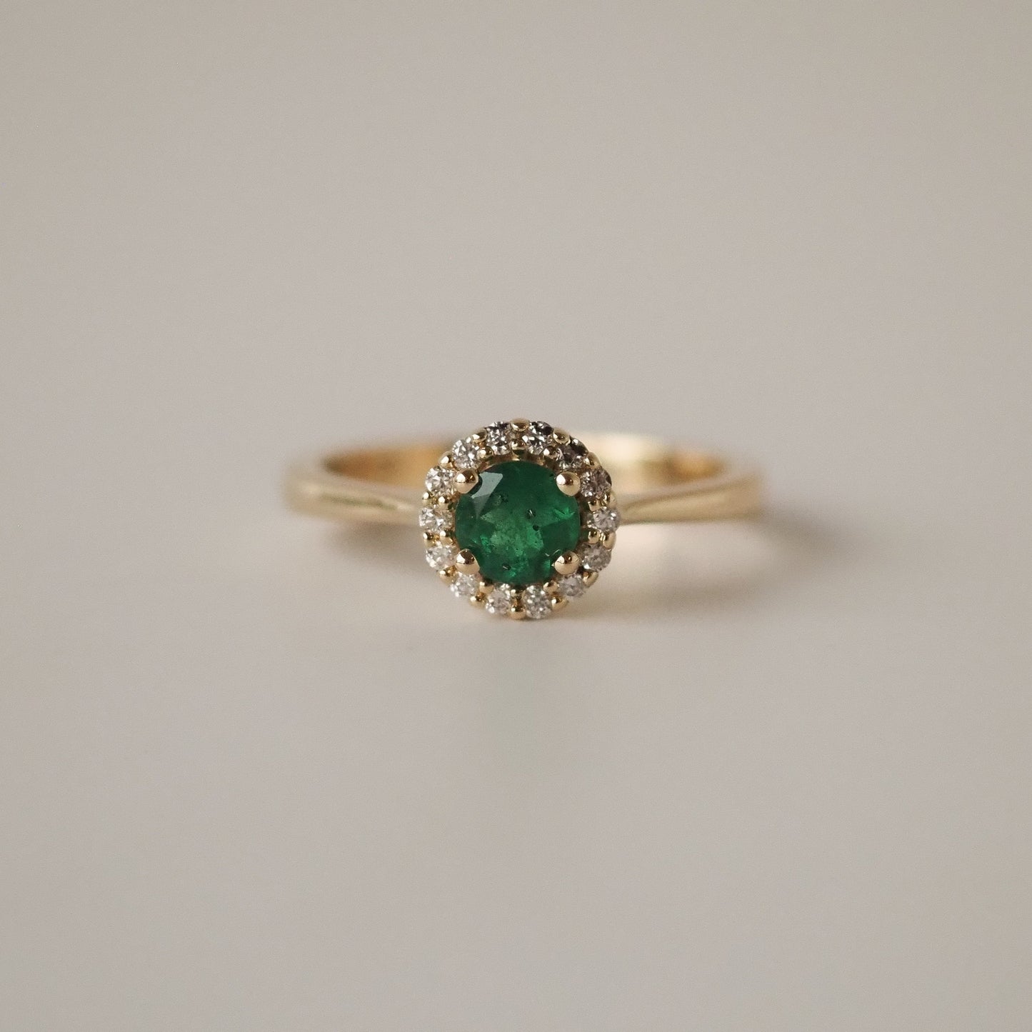 Alejandra Ring
