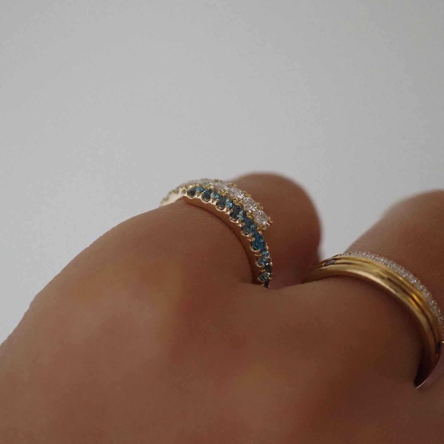 Zaida pinky Ring - Diamonds and blue Topaz