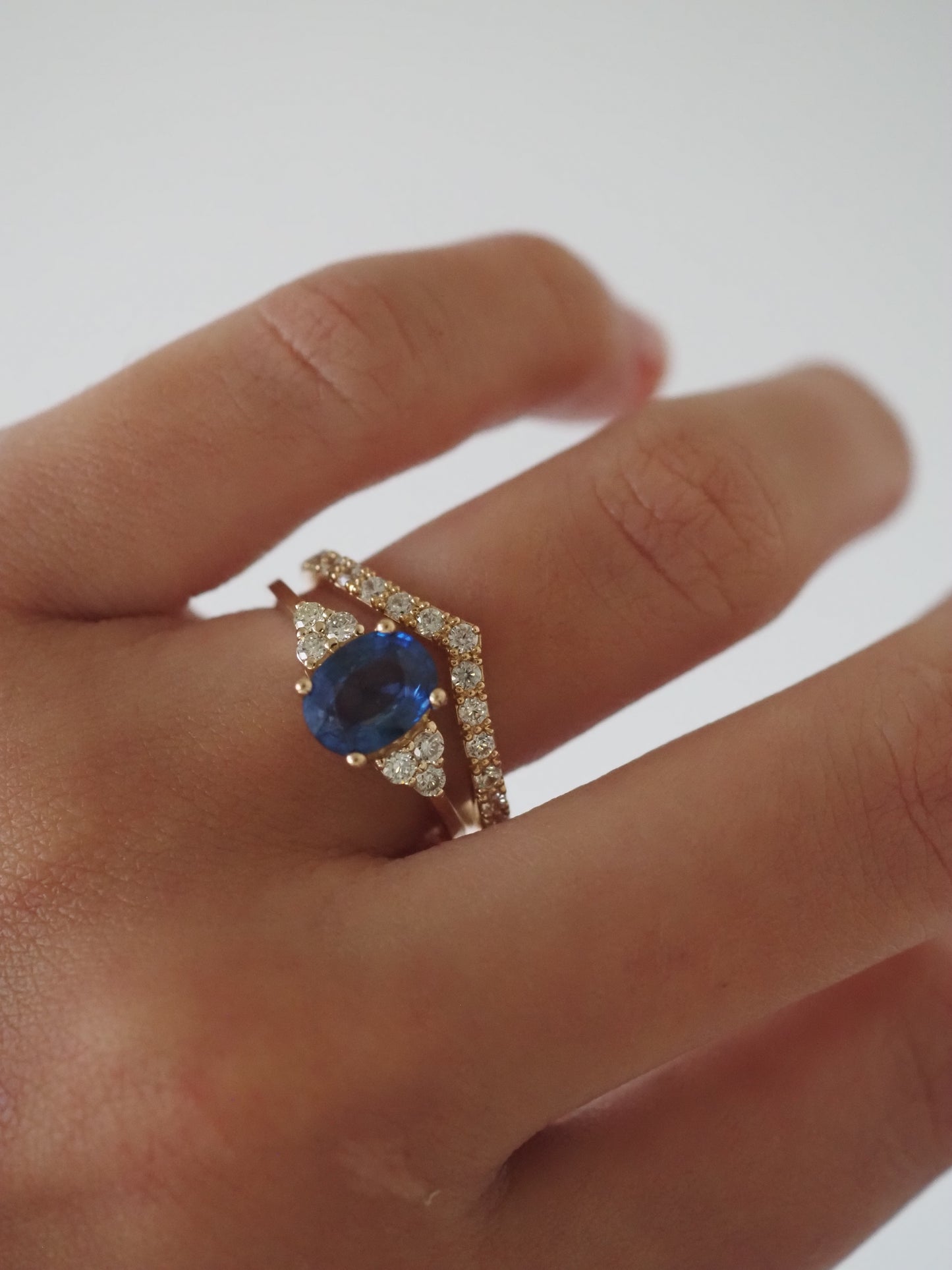 Sapphire and Diamonds Ring