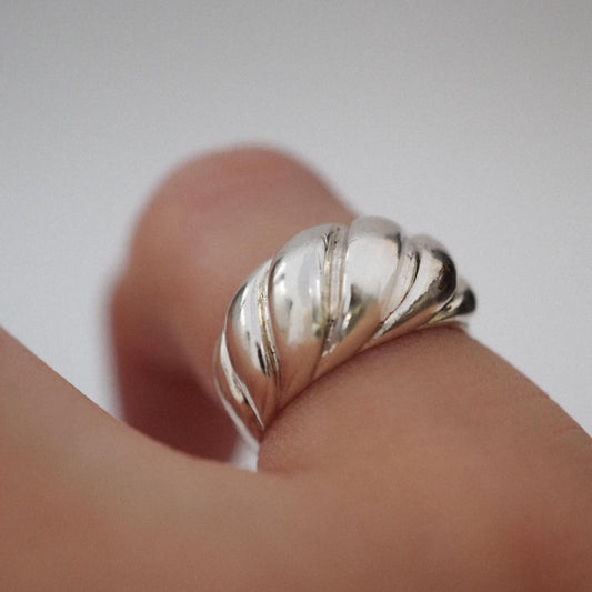 Cabana Pinky Ring