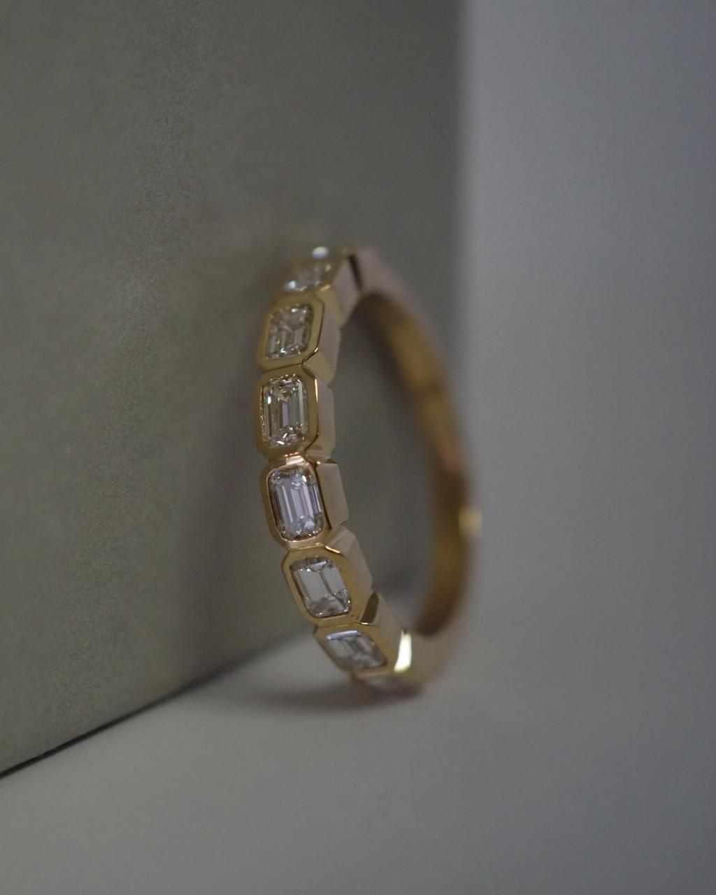 Rafaella (east west) Ring