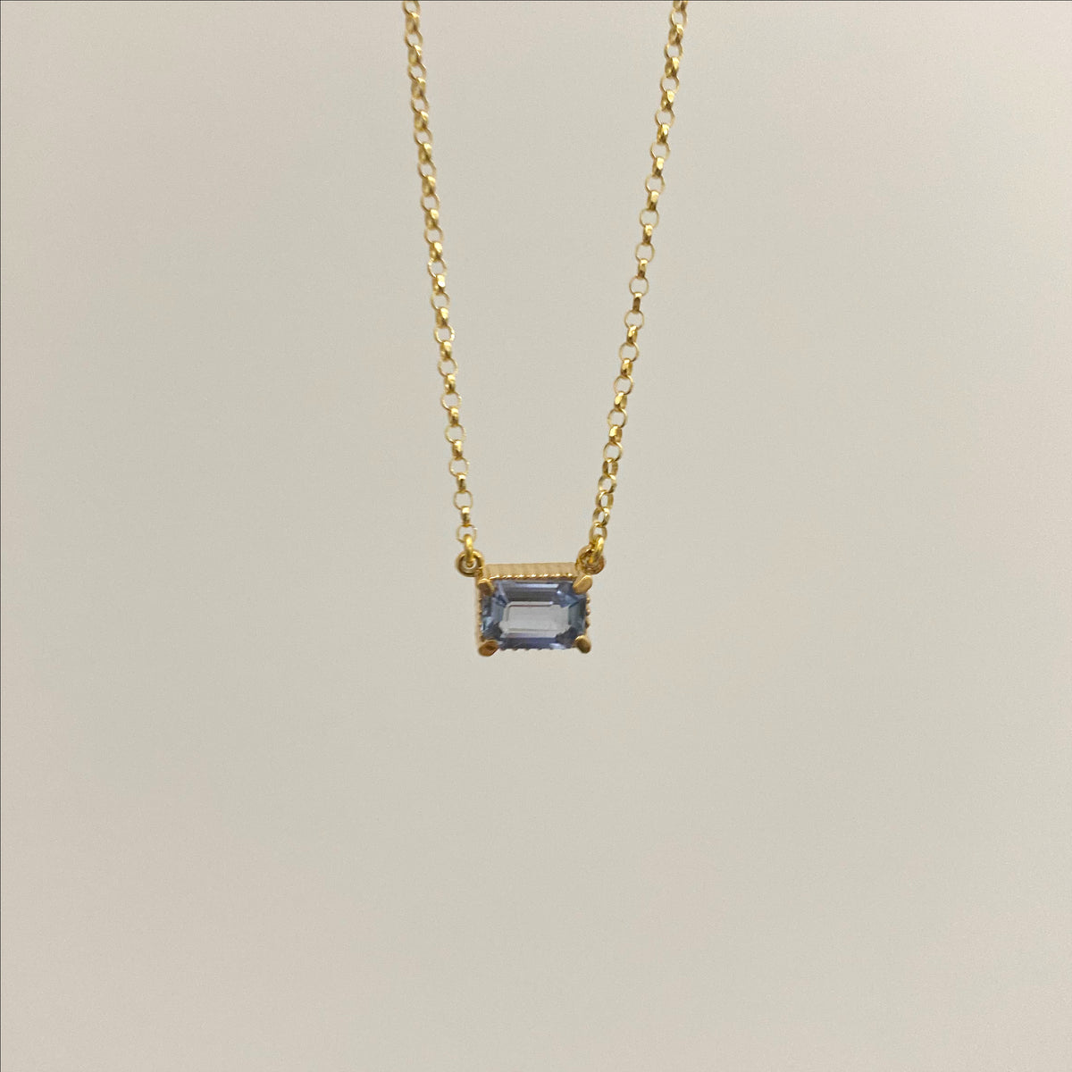 Noe Necklace - Solid Gold