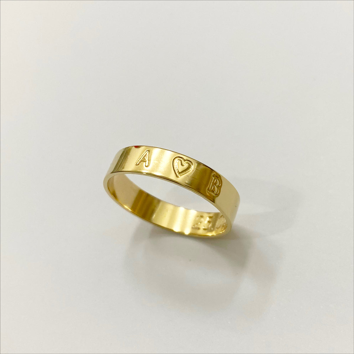 Pau Ring - Solid Gold