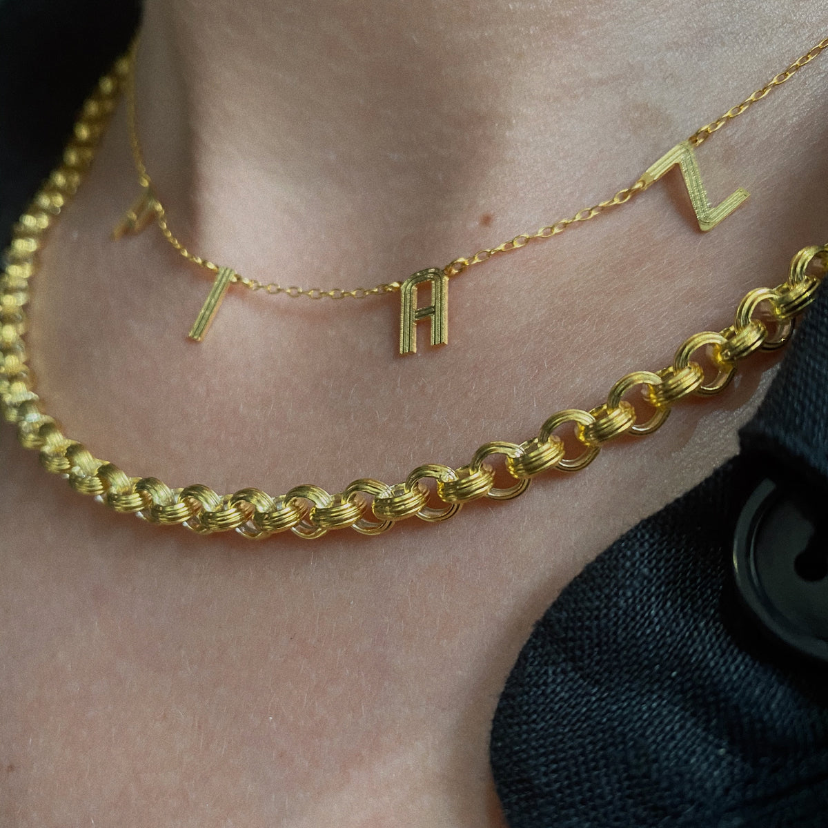 Venice Oui Necklace - Solid Gold